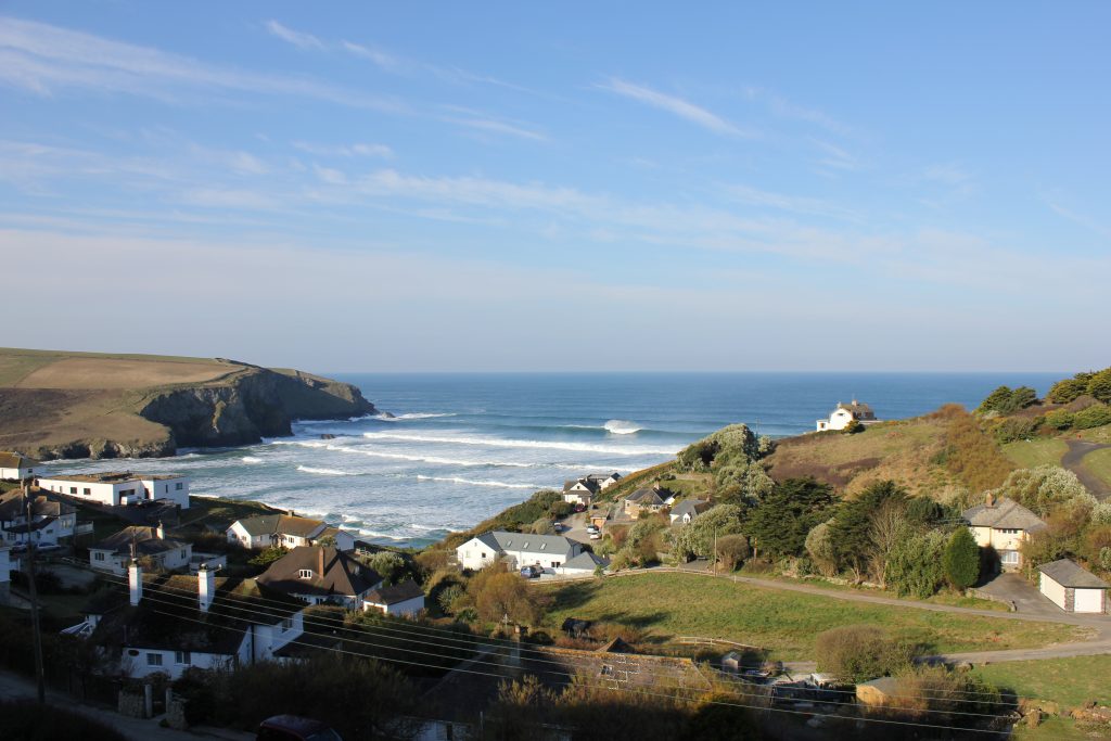 Mawgan Porth King Surf